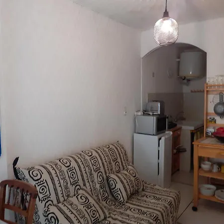 Petit Des Augustins 3* 蒙弗朗坎