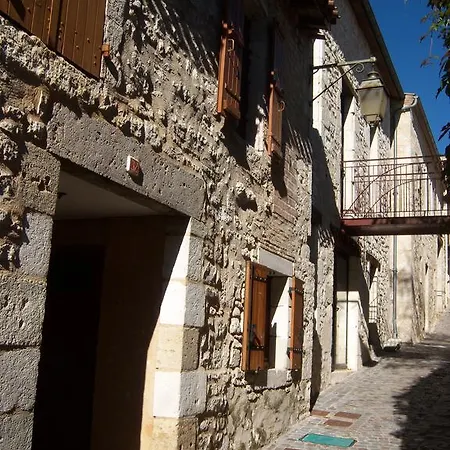 Holiday home Petit Des Augustins