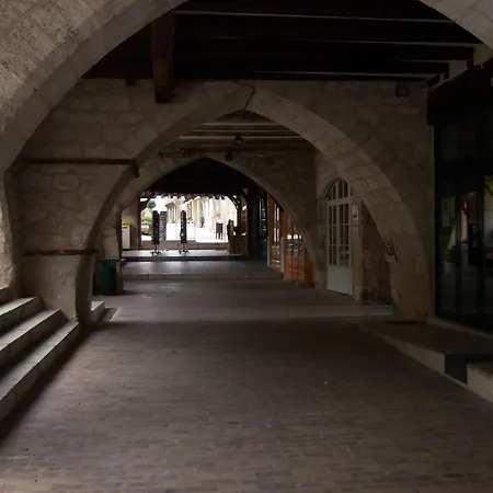 Petit Des Augustins Hotel