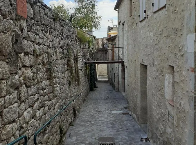 Petit Gite Des Augustins Hotel 3*